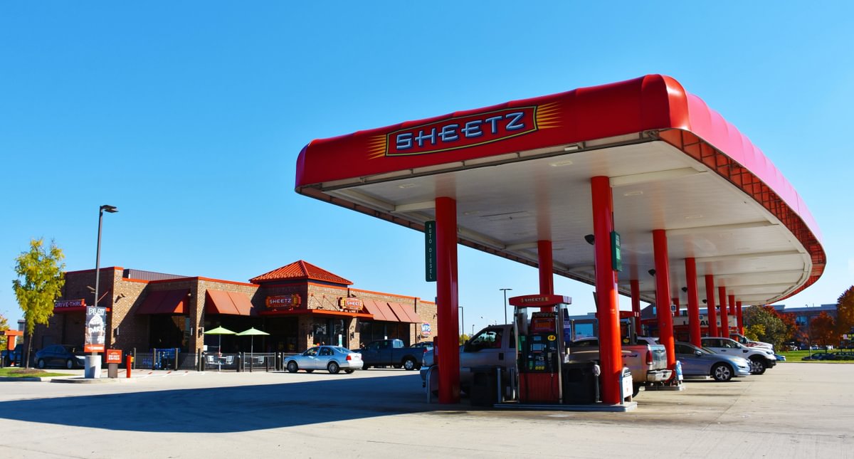 A picture of a Sheetz gas station