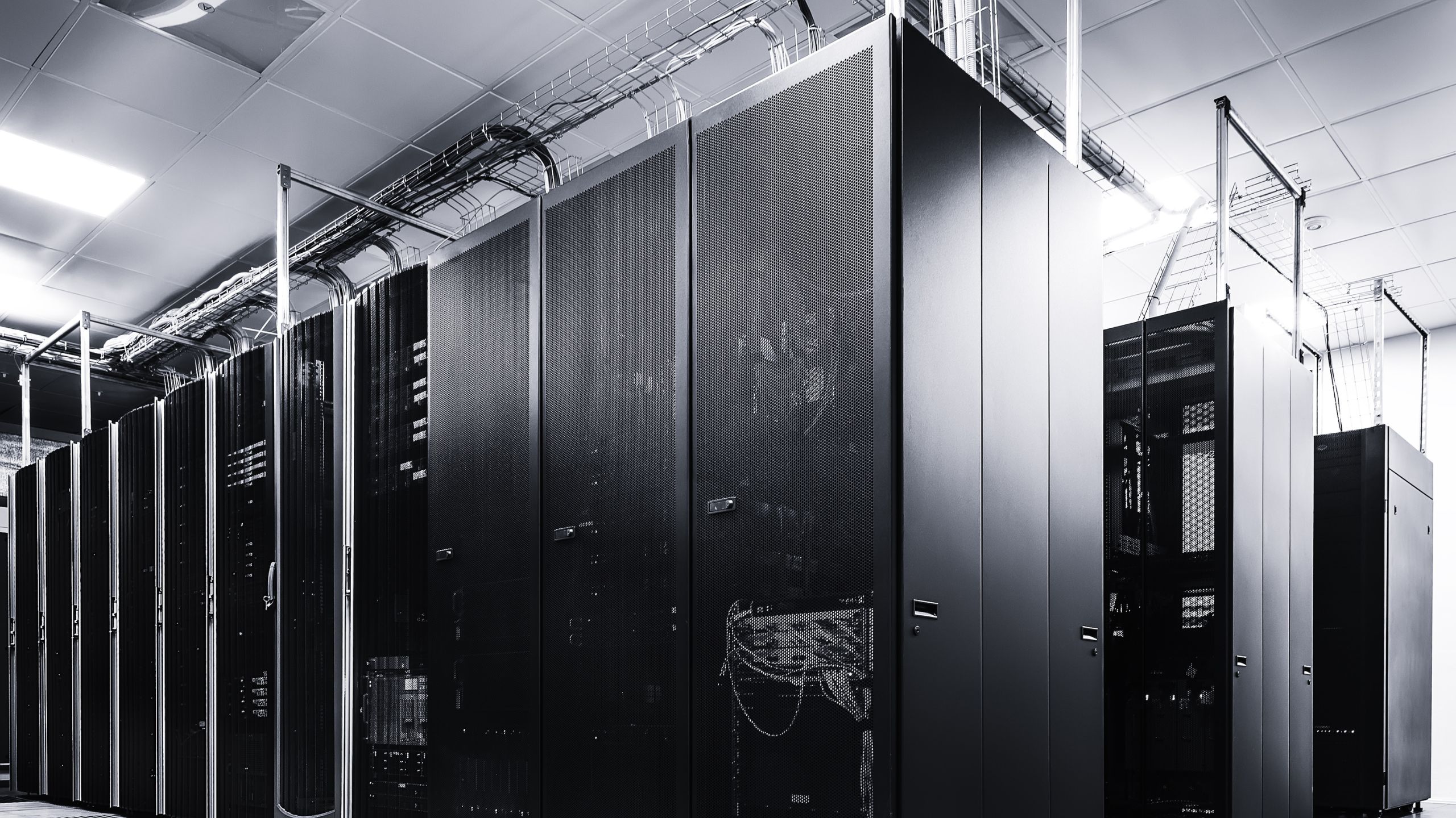 Managing Environmental Risks Managing Risk During Data Center Projects: 5 Key Factors to Consider ...